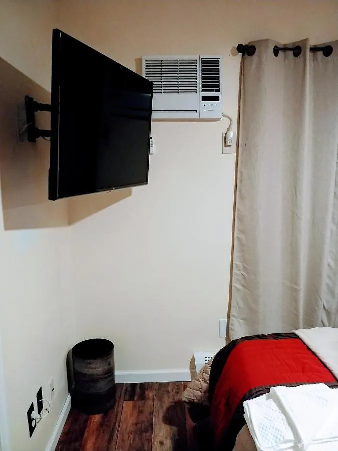 Pleasant Place Rooms New York USA